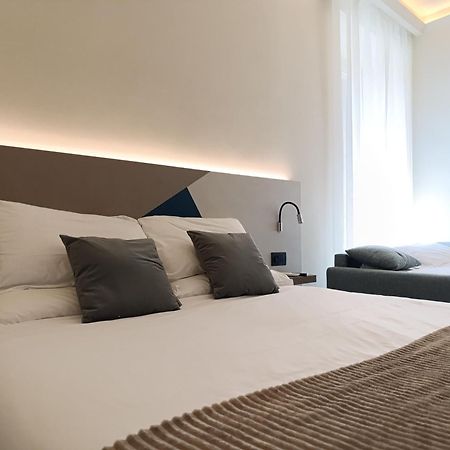 Honeycomb Guesthouse โรม ภายนอก รูปภาพ