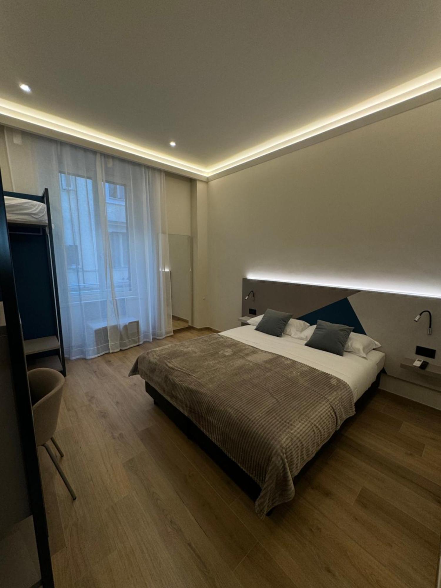Honeycomb Guesthouse โรม ภายนอก รูปภาพ