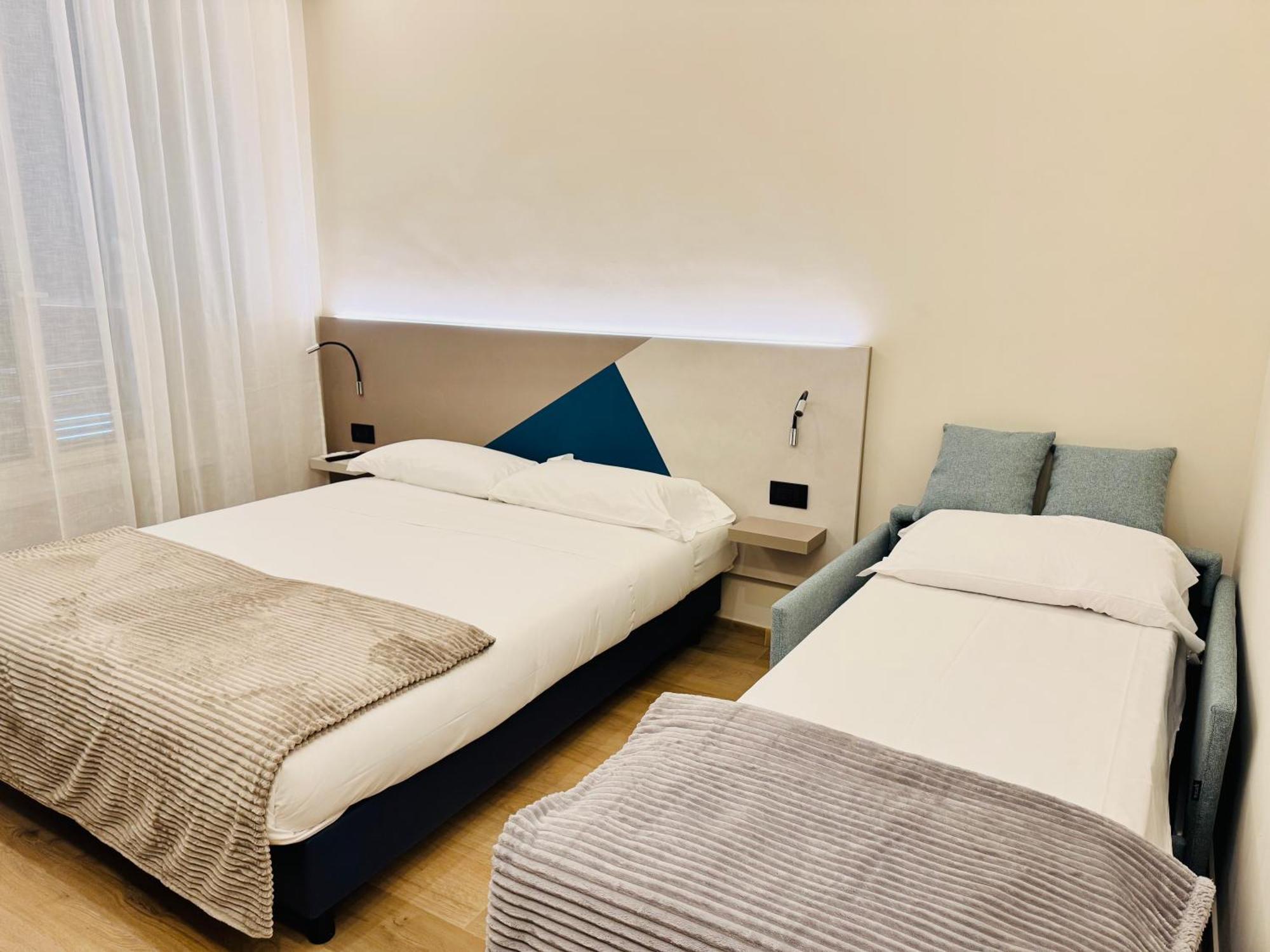 Honeycomb Guesthouse โรม ภายนอก รูปภาพ
