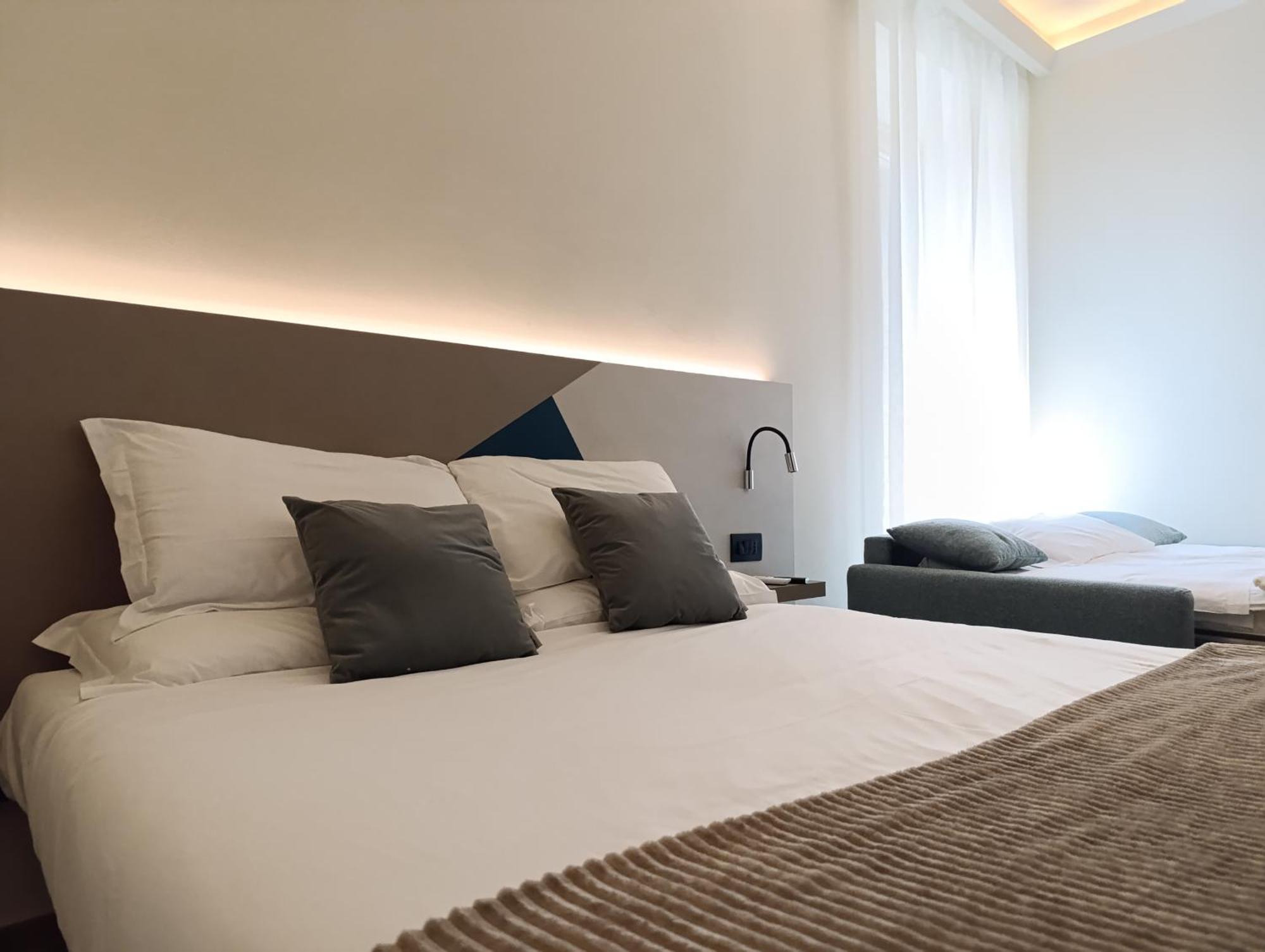 Honeycomb Guesthouse โรม ภายนอก รูปภาพ